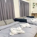 Bukit Indah Karaoke Corner 5Parking Muji 4-10Pax